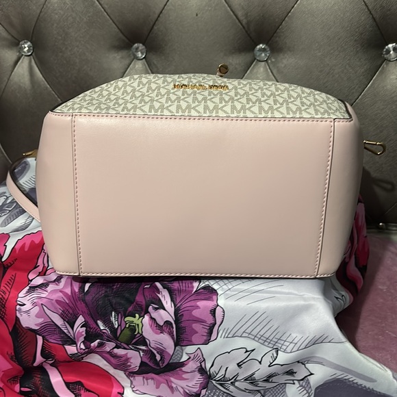 NWT Michael Kors Phoebe Large Draw String Bucket Grab Bag - Picture 5 of 8